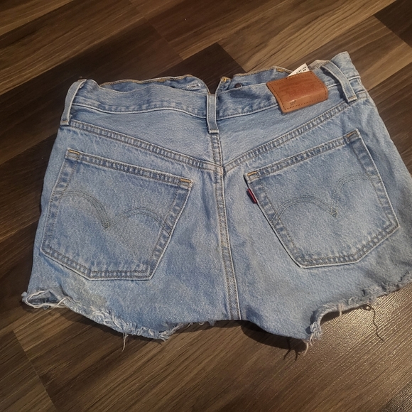 Levis short 27 - Picture 2 of 3